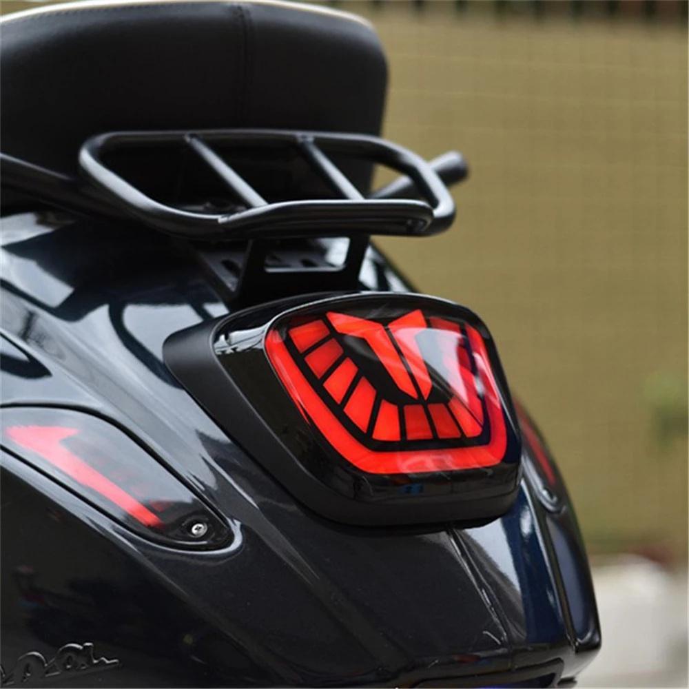 Khung Bảo Vệ Đèn Đuôi Xe Máy VESPA SPRINT PRIMAVERA 150