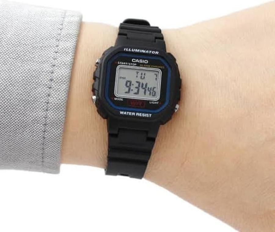 Đồng hồ nữ dây nhựa Casio LA-20WH-1CDF