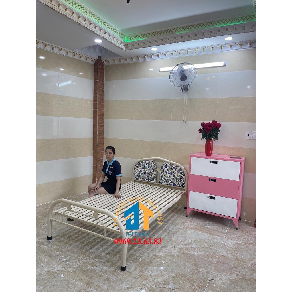 Giường sắt Đại Thành 2 người nằm
