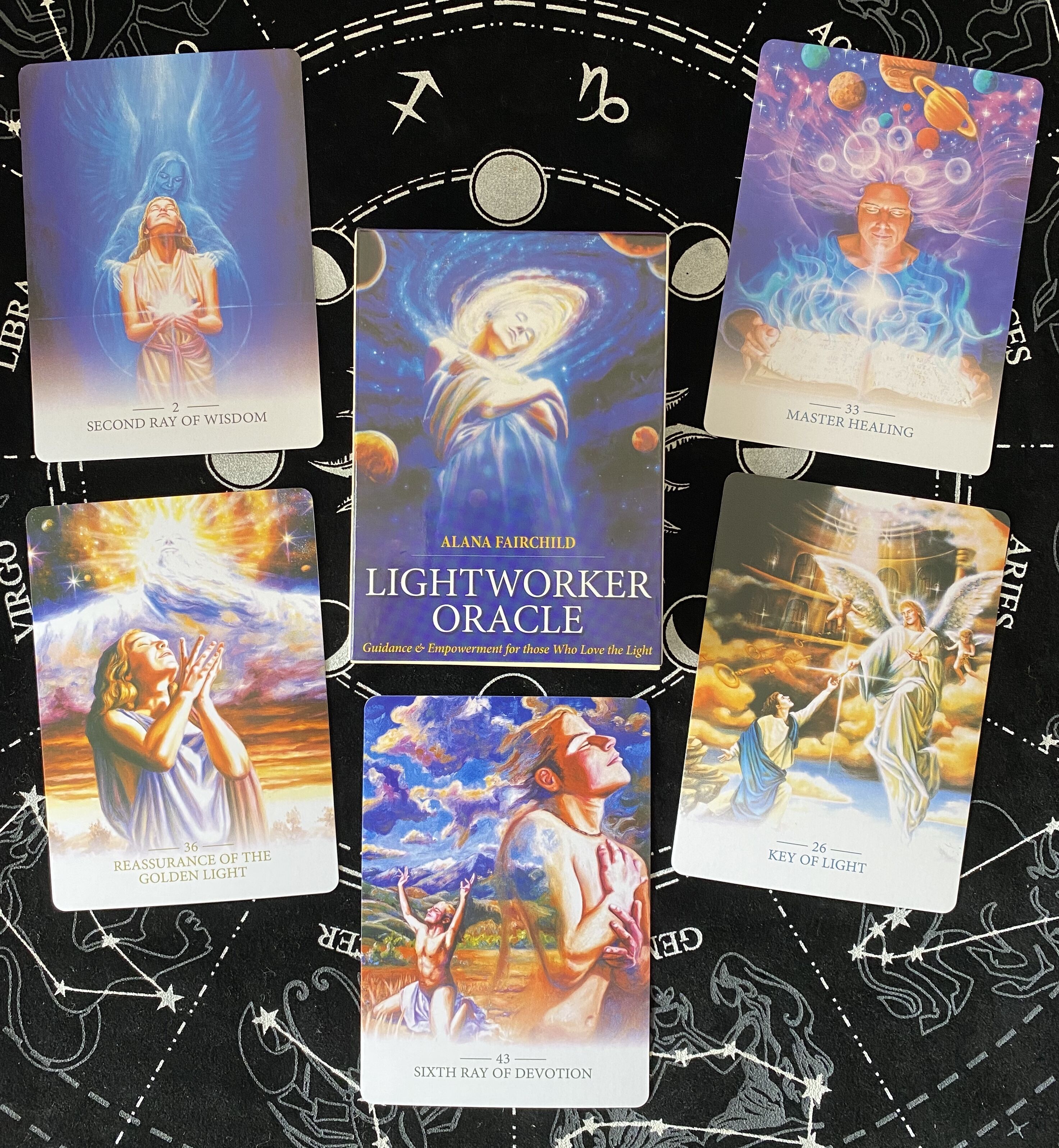 Bộ Tarot Lightworker Oracle Bài Bói New