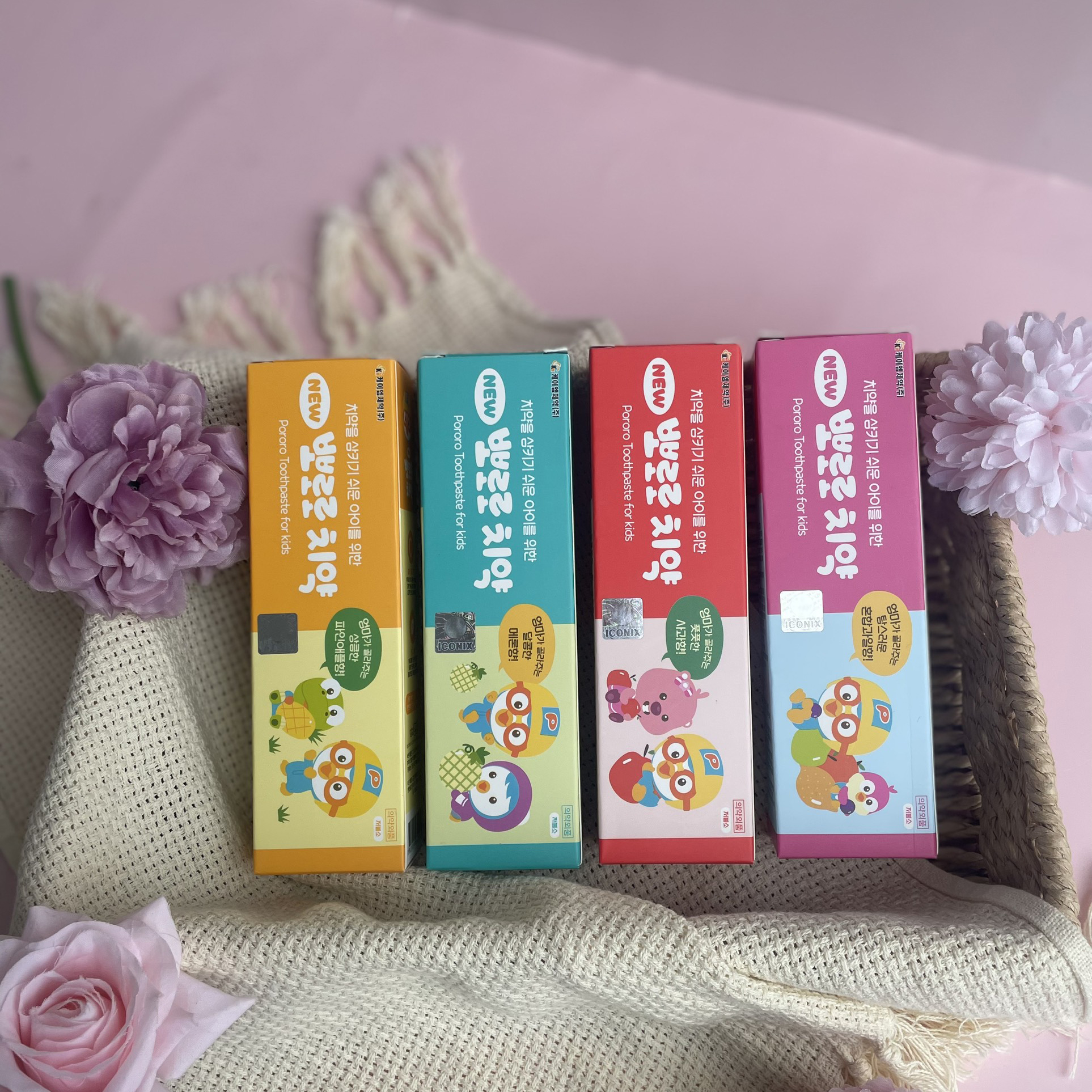 Kem đánh răng Pororo có thể nuốt được cho bé từ 3 tuổi - vị Trái cây mix 90g
