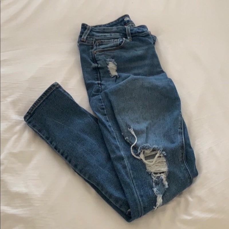 Quần jeans ôm rách xuất xịn