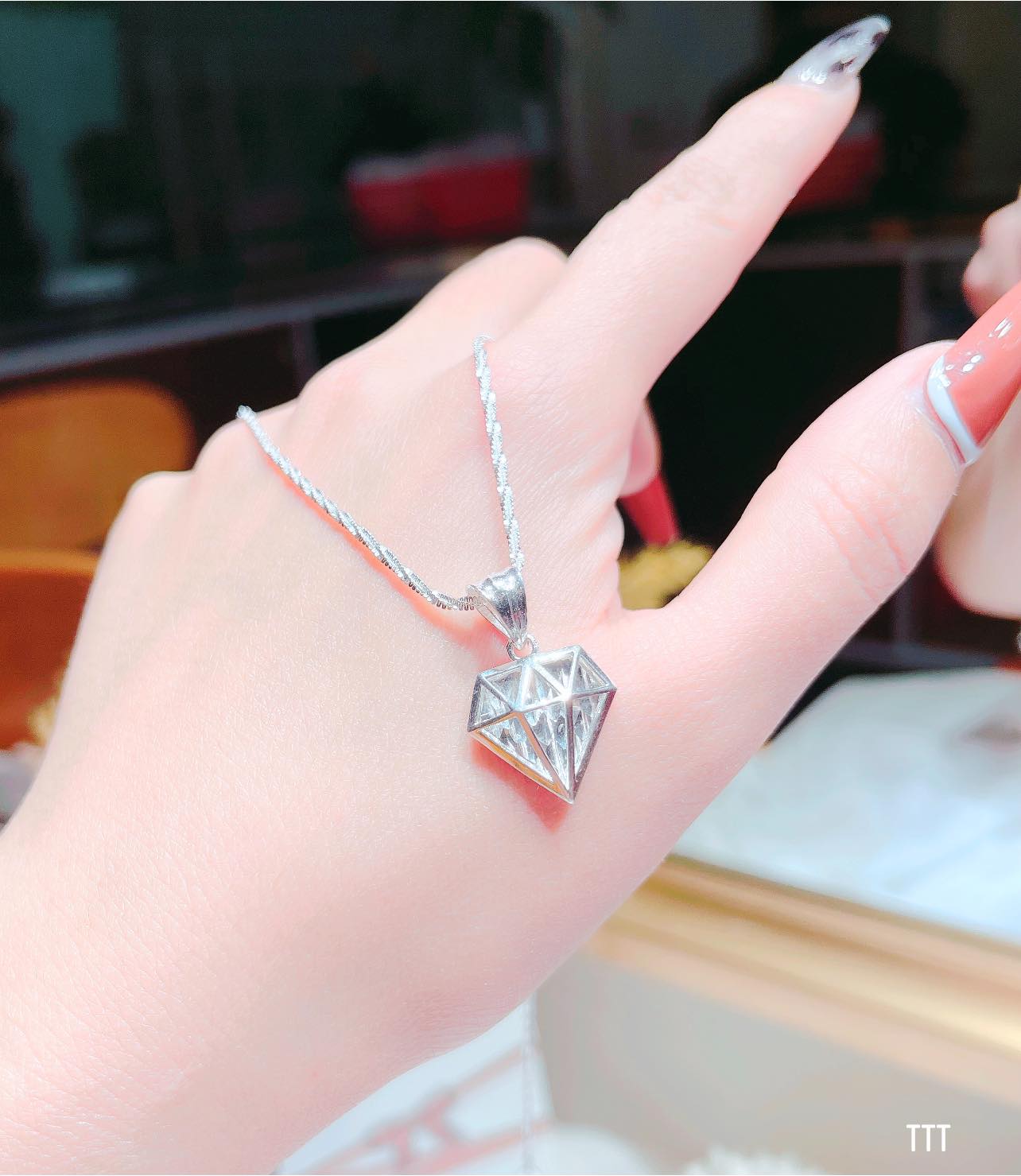 Dây chuyền nữ mặt hình kim cương chất liệu bạc Ý MS148