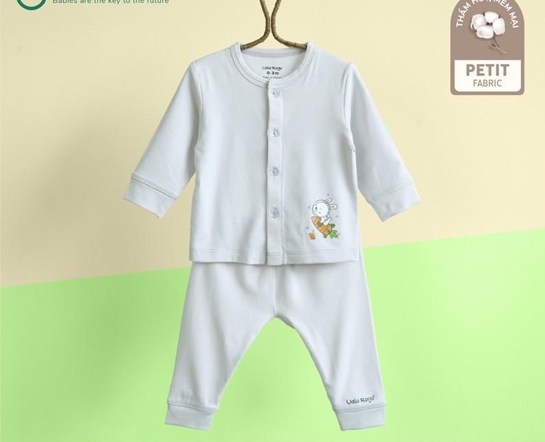 Bộ quần áo sơ sinh cài giữa UR2233