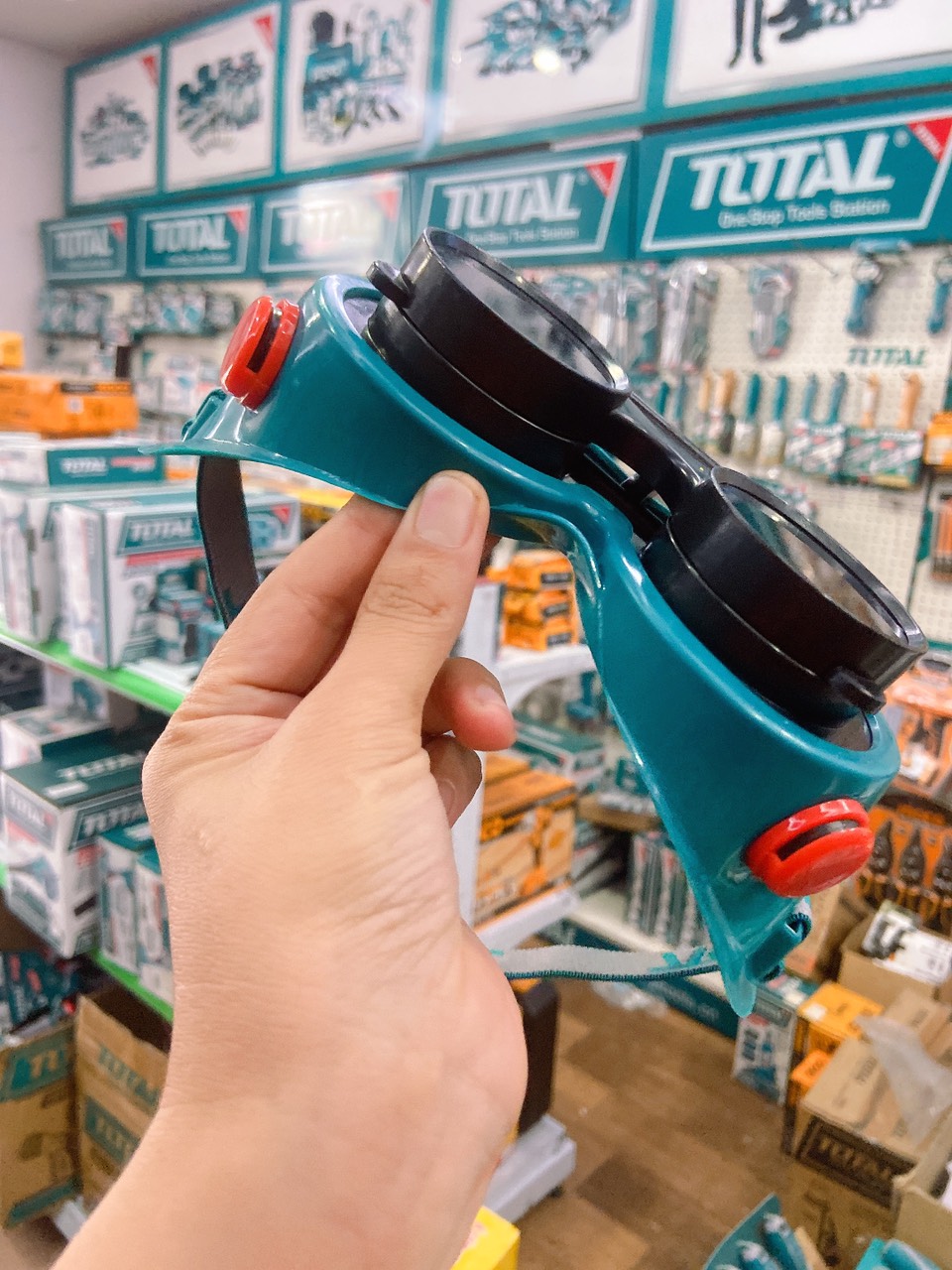 Kính Hàn 2 Lớp Total TSP303