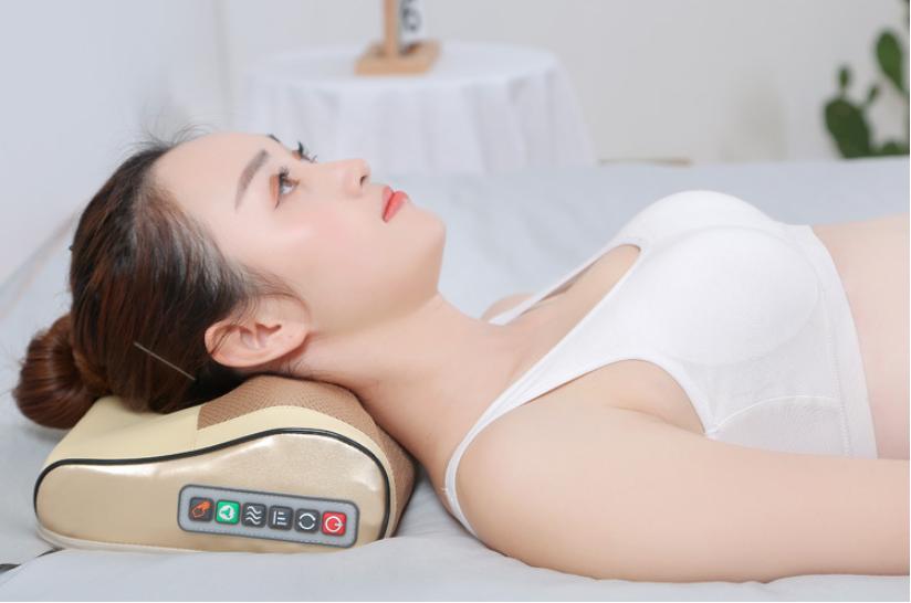 Gối massage đa năng JB311 - KM