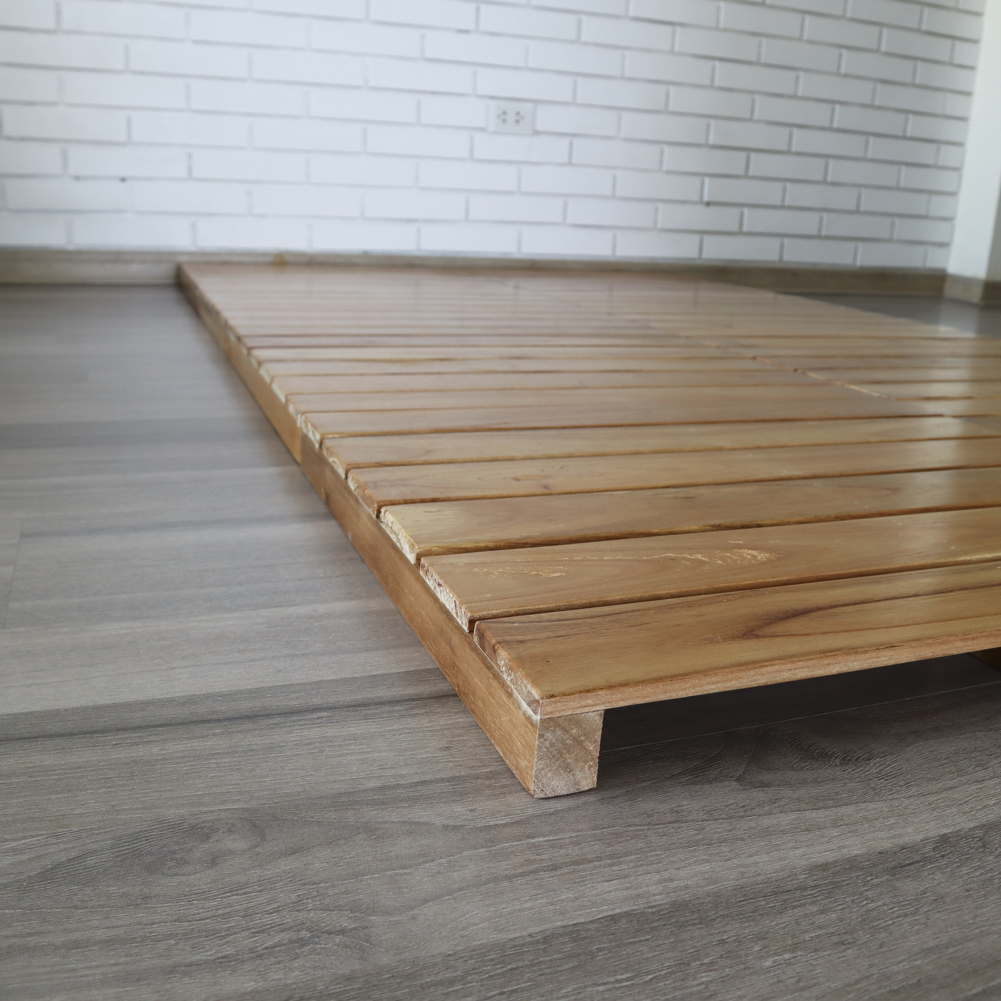 Giường pallet lắp ghép PL160 kích thước 1m6x2m