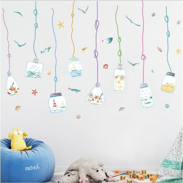Decal trang trí tường - Rèm dây treo Chai Thủy Tinh Đại Dương