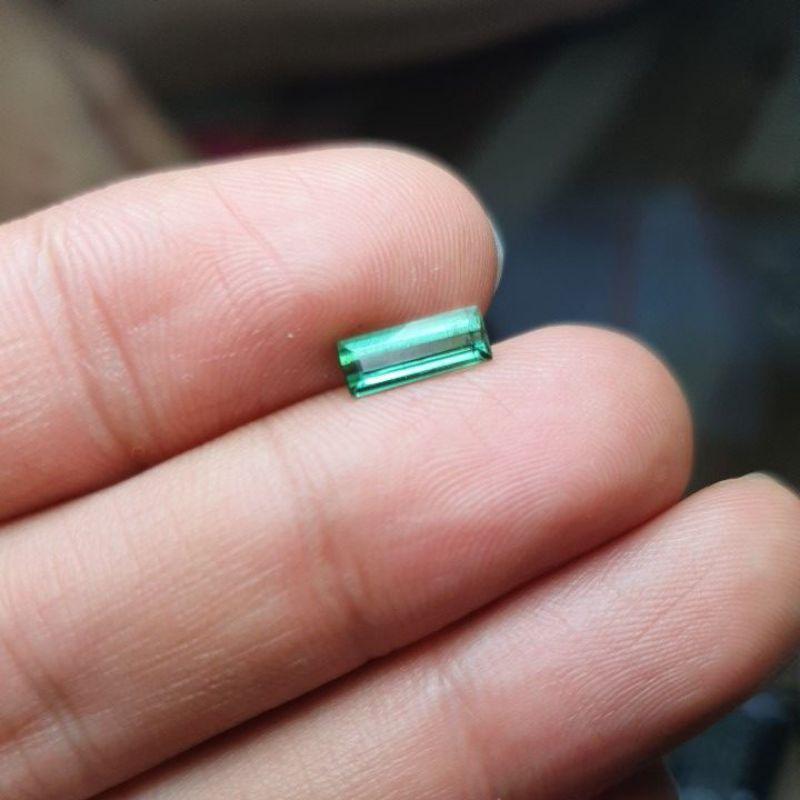 105- Đá Tourmaline (THIÊN NHIÊN)