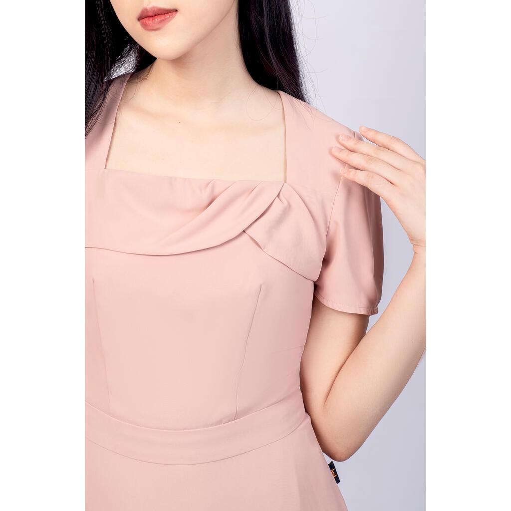 Đầm xòe, cổ vuông, tay cộc MMOutfit M-DA020121056