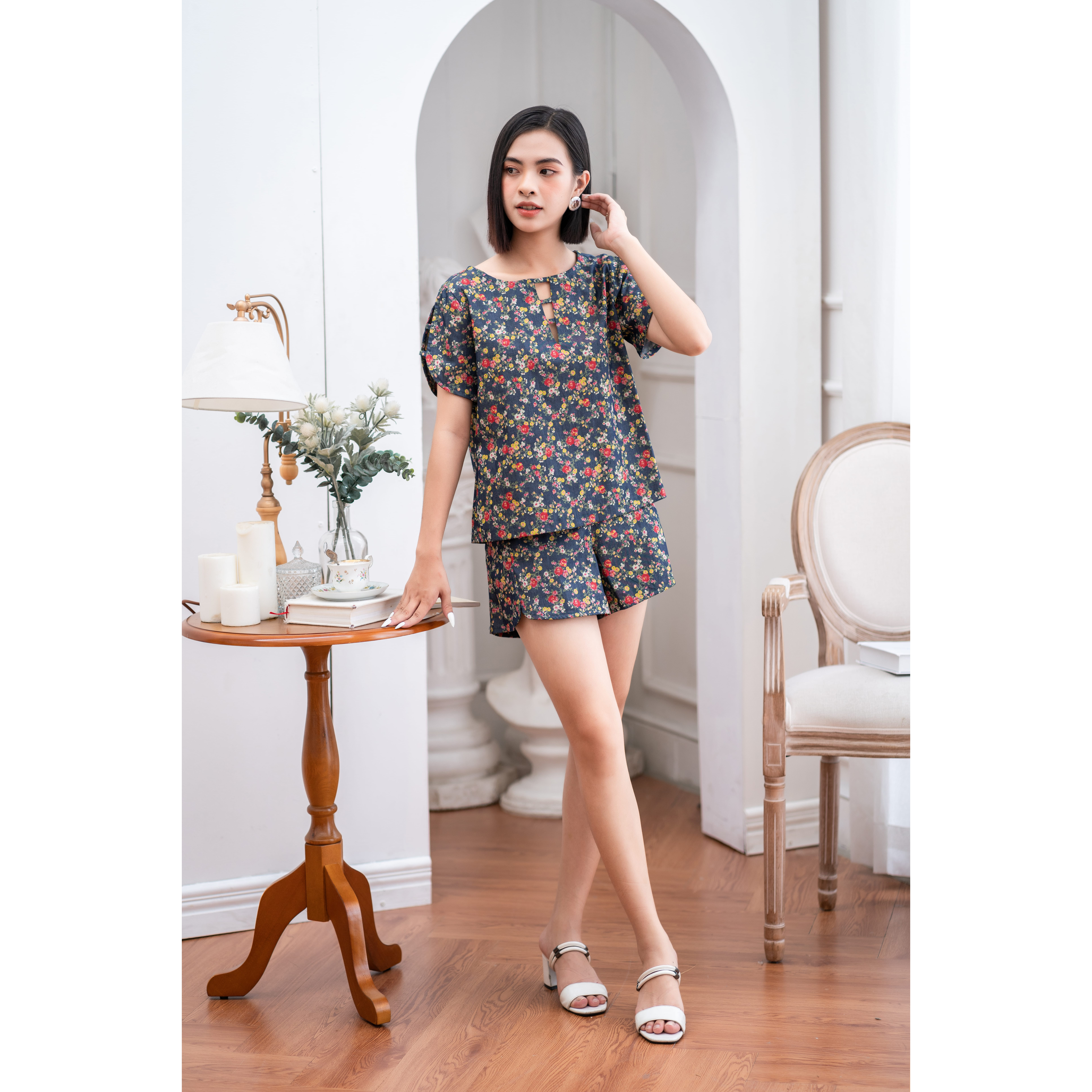 Đồ bộ đùi có tay đan dây nhiều hoa