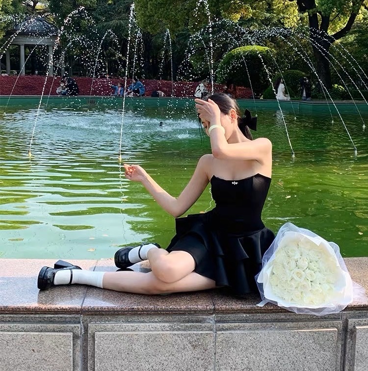 ĐẦM ỐNG NGẮN XÒE ÔM BODY ĐI TIỆC ĐEN TRƠN XẾP LY TẦNG BÈO DẠO PHỐ ĐI CHƠI ĐI BIỂN