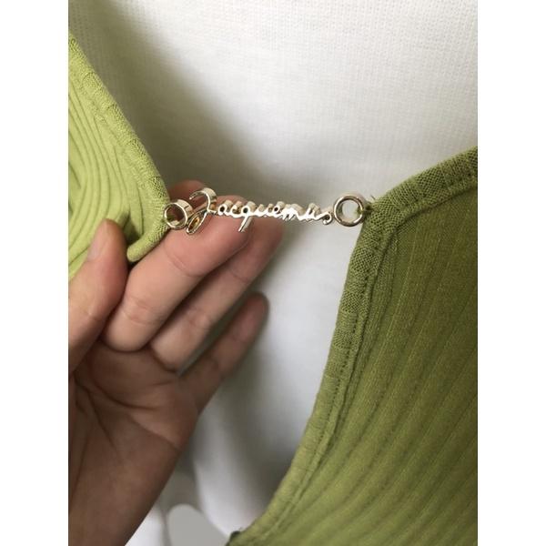 Set áo jennie cardigan xanh lá và croptop trắng