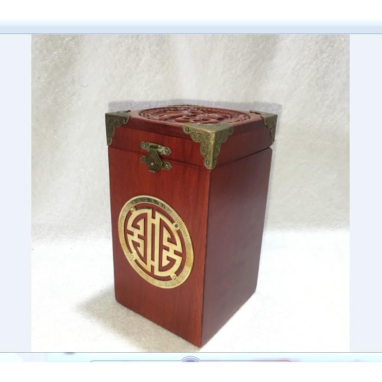 HỘP ĐỰNG CHÈ VUÔNG GỖ HƯƠNG VÂN CHỮ THỌ TÀU - LOẠI CAO 18CM