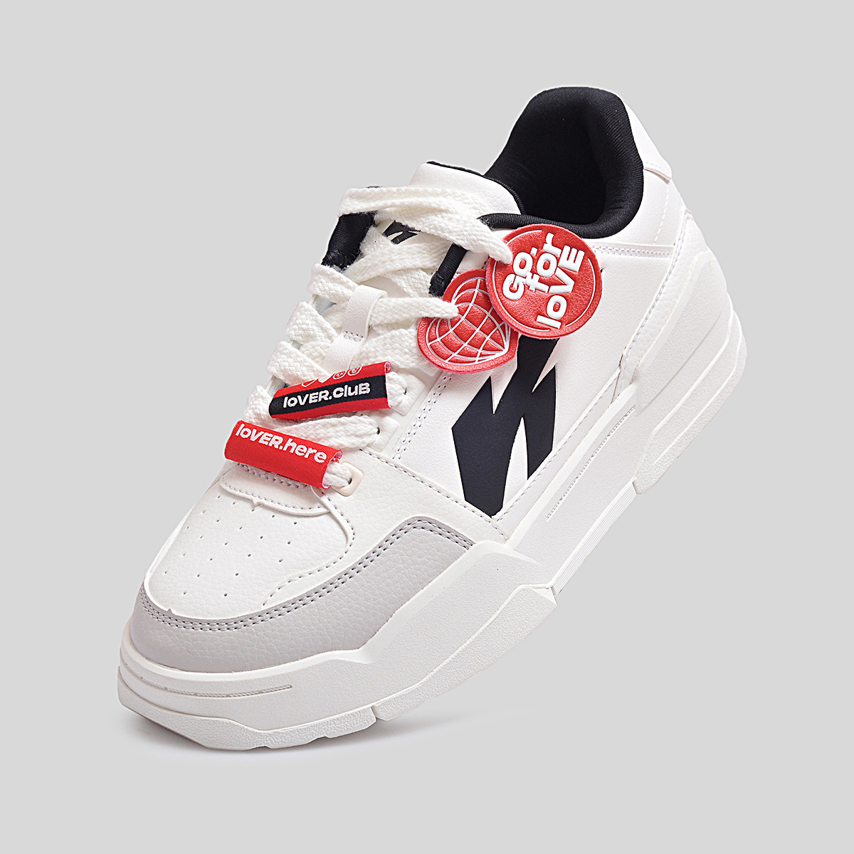 Giày Thể Thao Nữ Biti's Hunter X LiteDash Go For Love 2k25 Edition HSW007505TRG (Trắng)