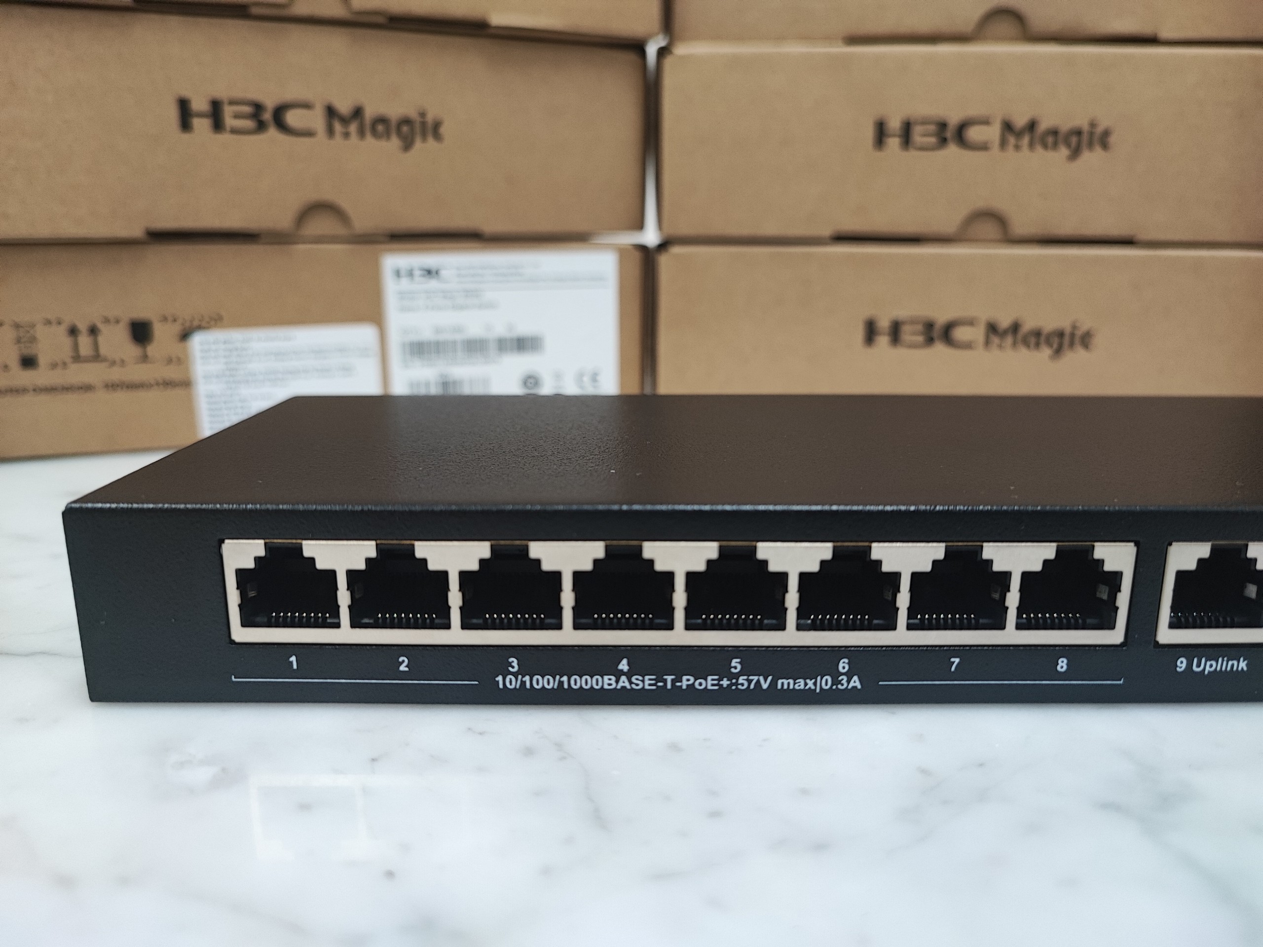 Bộ Chia Mạng Switch Để Bàn H3C BS210T-HP Hàng Chính Hãng 8 Cổng PoE/PoE+, 2 Cổng Uplink Gigabit