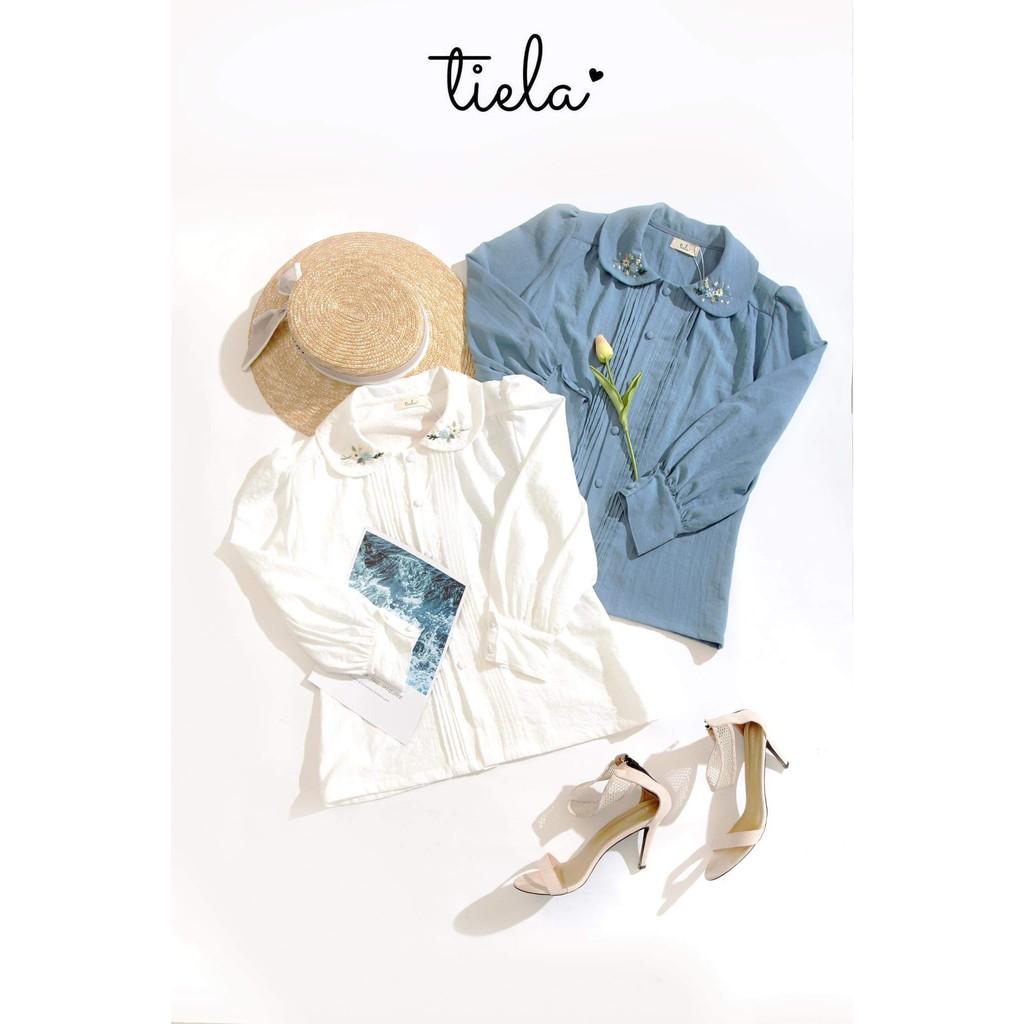 TIELA Áo cổ tròn cánh sen thêu hoa đối xứng - Wendy Shirt