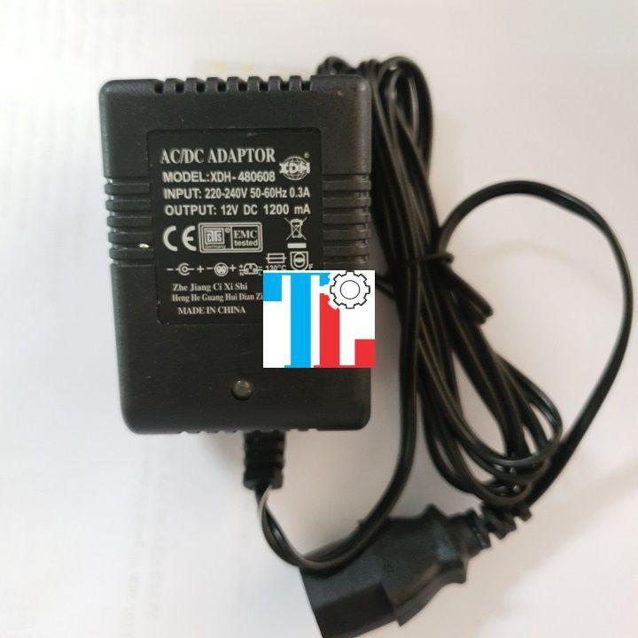 Cục sạc cơ 12V bình xịt điện 1200mA