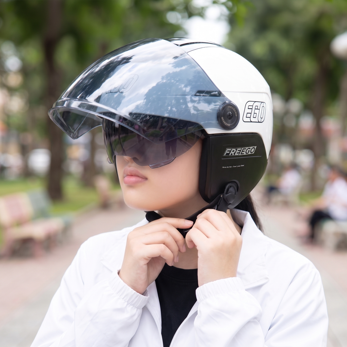 ️ Mũ Bảo Hiểm Nửa Đầu Có Kính Âm EGO E-24 Chính Hãng – Mũ 1/2 Đi Phố Thời Trang, Thoáng Khí, Siêu Nhẹ 700g