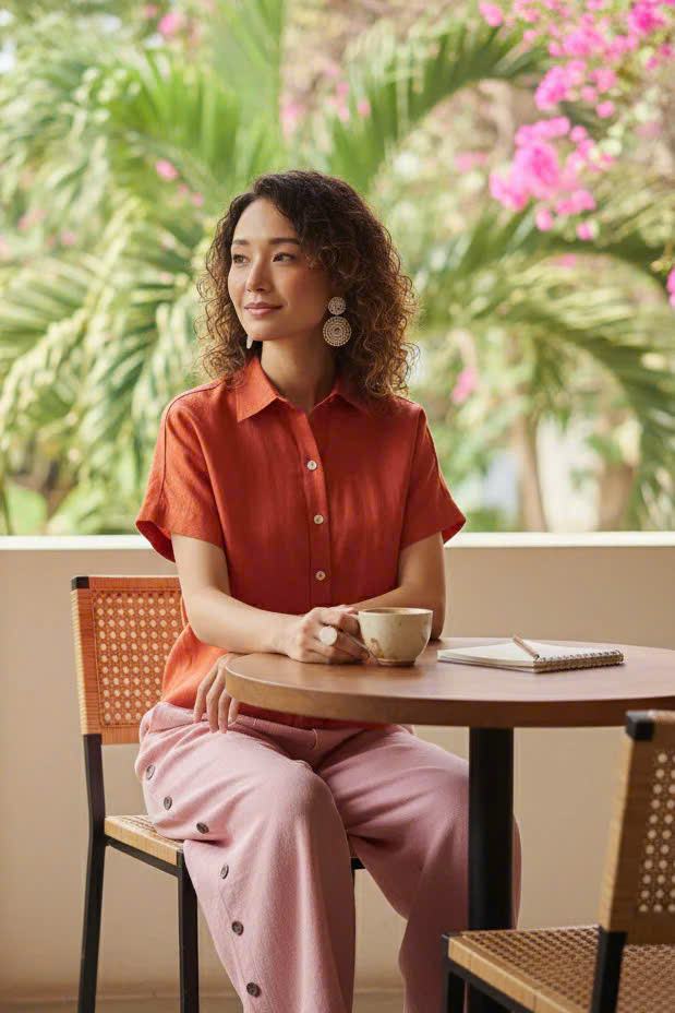 Quần Ống Rộng Xẻ Linen Anh Đào, Quần Culottes Ống Rộng Xẻ Đính Nút Linen Hồng Pan068