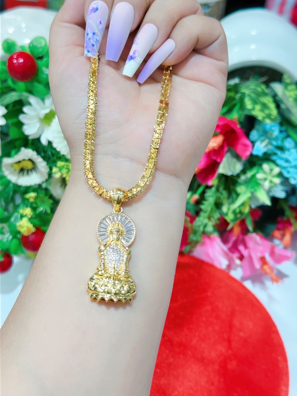 Dây chuyền mặt mẹ quan âm sang trọng đẳng cấp