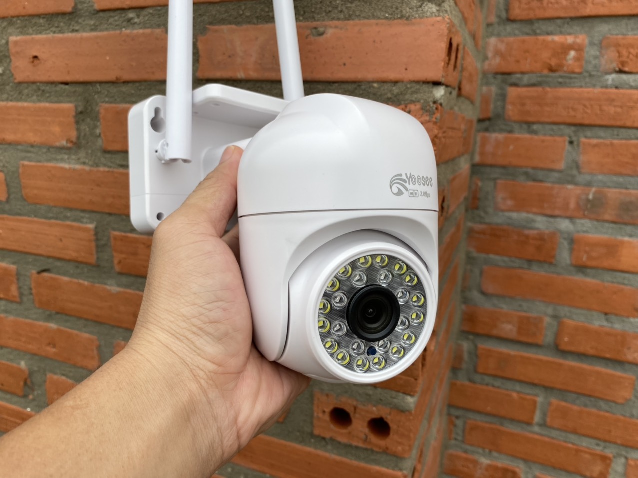 Camera IP Wifi Ngoài trời Yoosee PTZ FullHD 3.0 LED trợ sáng đàm thoại 2 chiều - hỗ trợ xoay 355 độ.HÀNG CHÍNH HÃNG