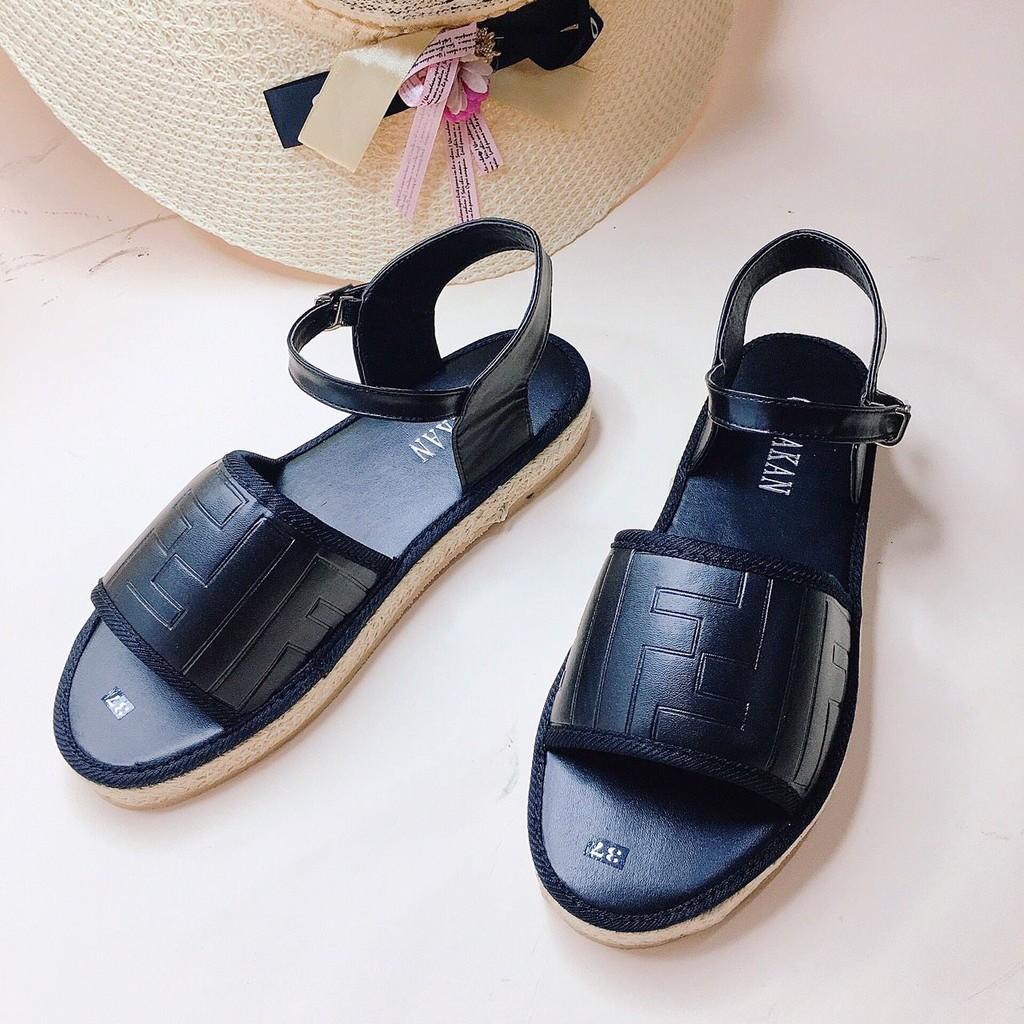 Giày sandal xuồng đen xinh xắn-X65