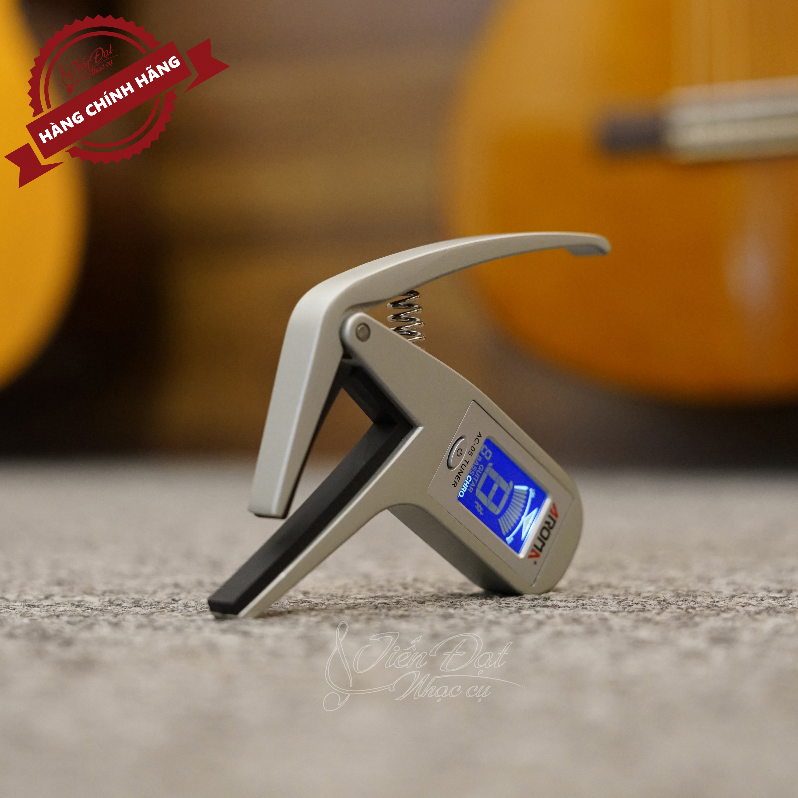 Máy Lên Dây + Kẹp Đàn Capo Guitar Chính Hãng Aroma AC-05, Dành Cho Guitar, Ukulele, Guitar Bass, Chromatic