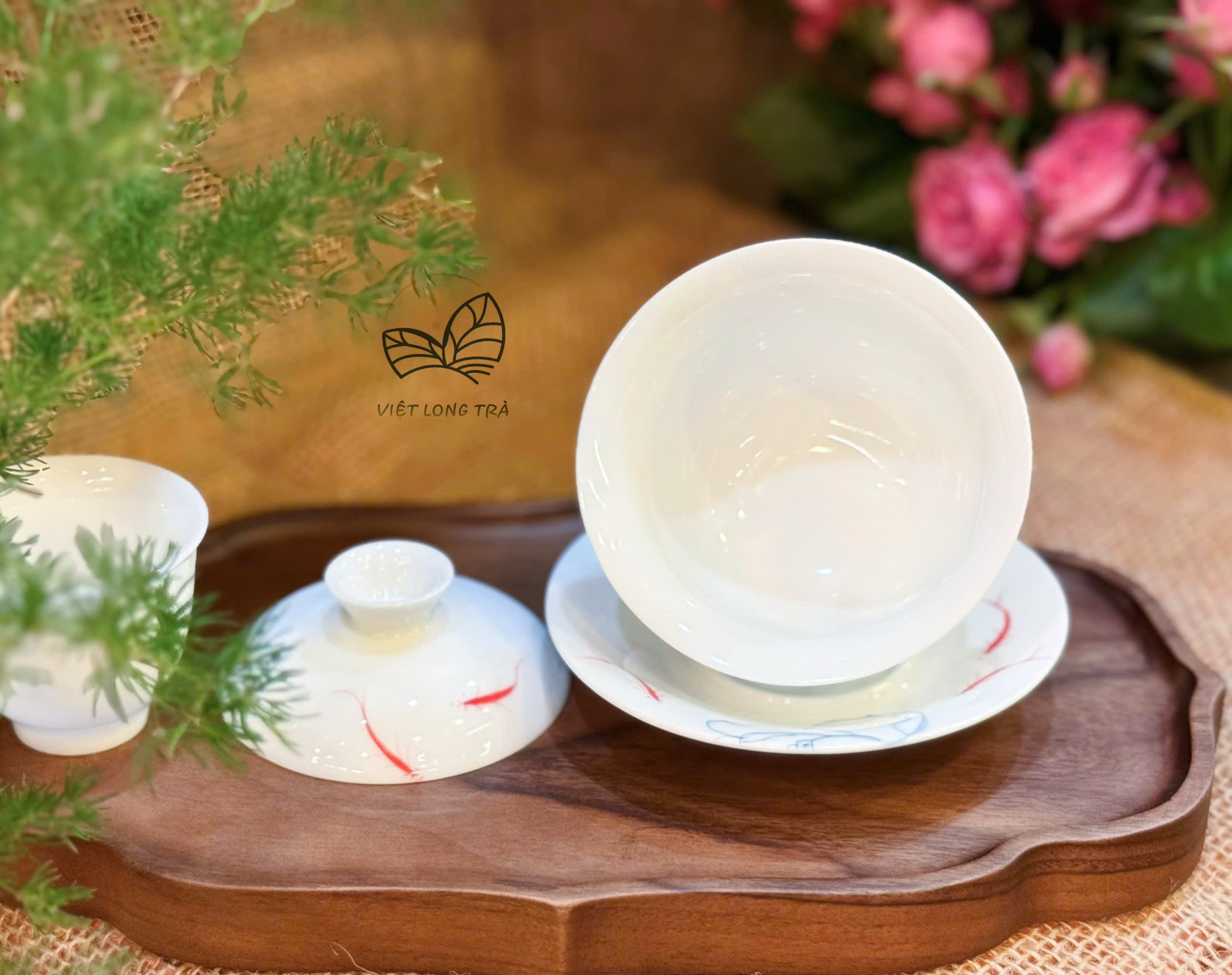 CHÉN KHẢI SỨ LIÊN NGƯ VẼ TAY - DUNG TÍCH 120ML - GAIWAN