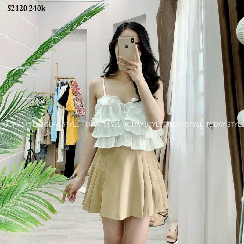 SET CROP TRẮNG 2S BÈO TẦNG + CHÂN VÁY NUDE XẾP LY