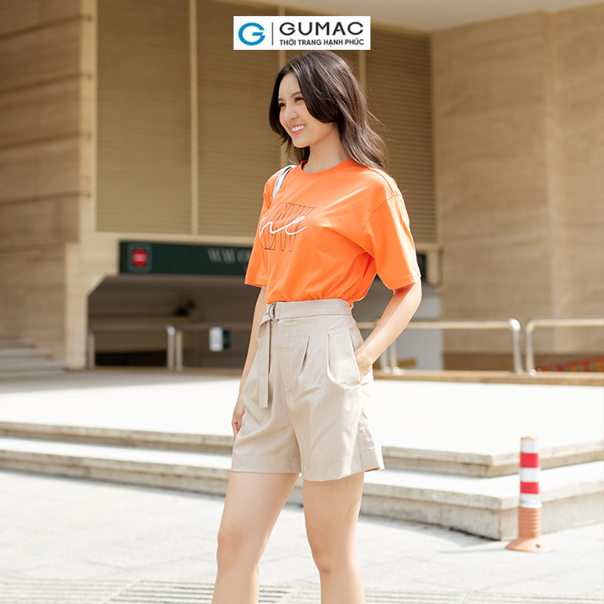Áo thun nữ in chữ trẻ trung thời trang GUMAC ATD06083