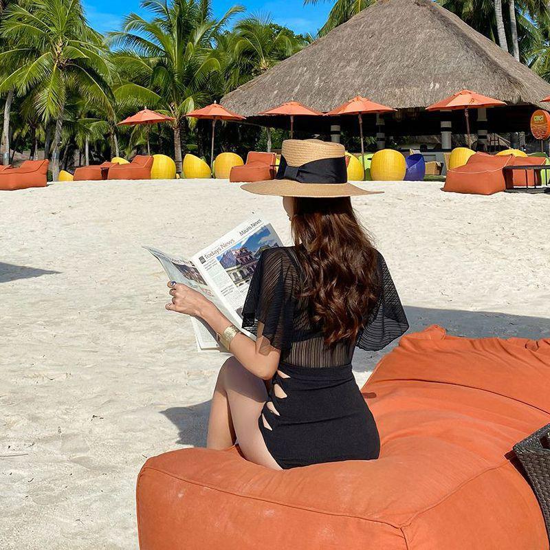 Bikinj ren lấp lánh đan khuy sườn