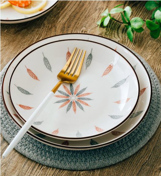 Set bàn ăn 18 chi tiết họa tiết lá phong cách Nhật cho 4 người