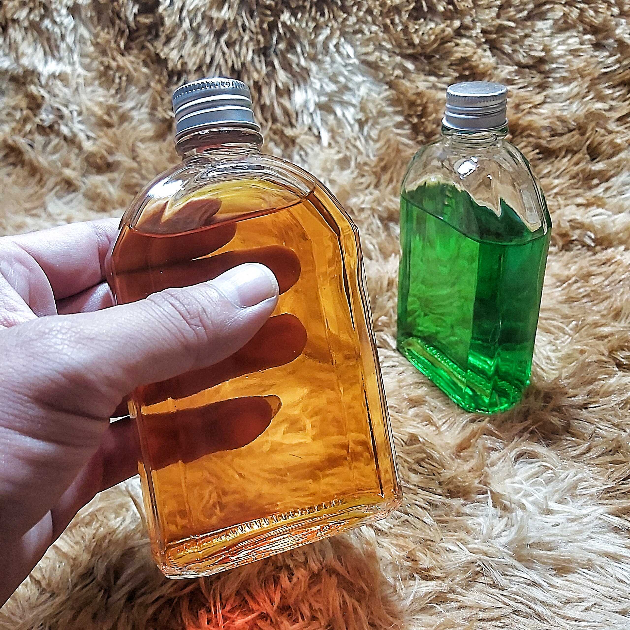 Chai Thủy Tinh Dẹt 200ML cao cấp vuông vát vai kiểu dẹt – nắp nhôm - Chai Thủy Tinh 200ML – Chai Thủy Tinh Nhỏ đựng dầu dừa, tinh dầu, thức uống