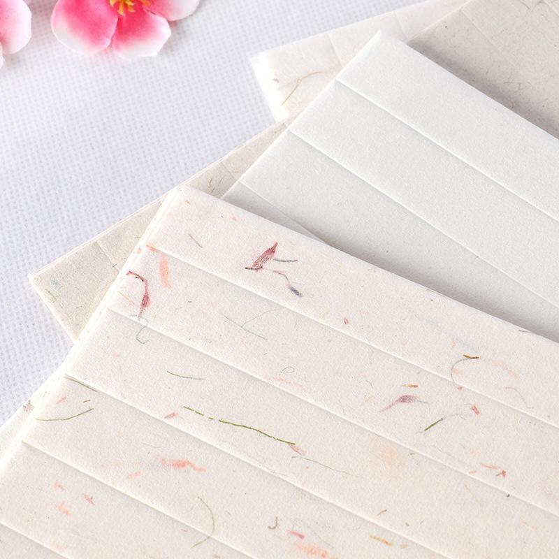 Giấy bán sinh bán thục có hoa văn