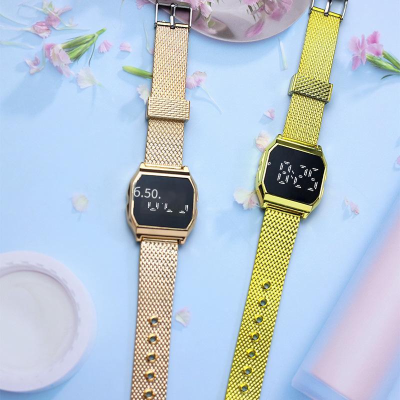 Đồng hồ điện tử hình vuông có khóa pin kiểu lưới Douyin bán chạy nhất dành cho học sinh và trẻ em đồng hồ điện tử giải trí theo xu hướng thể thao