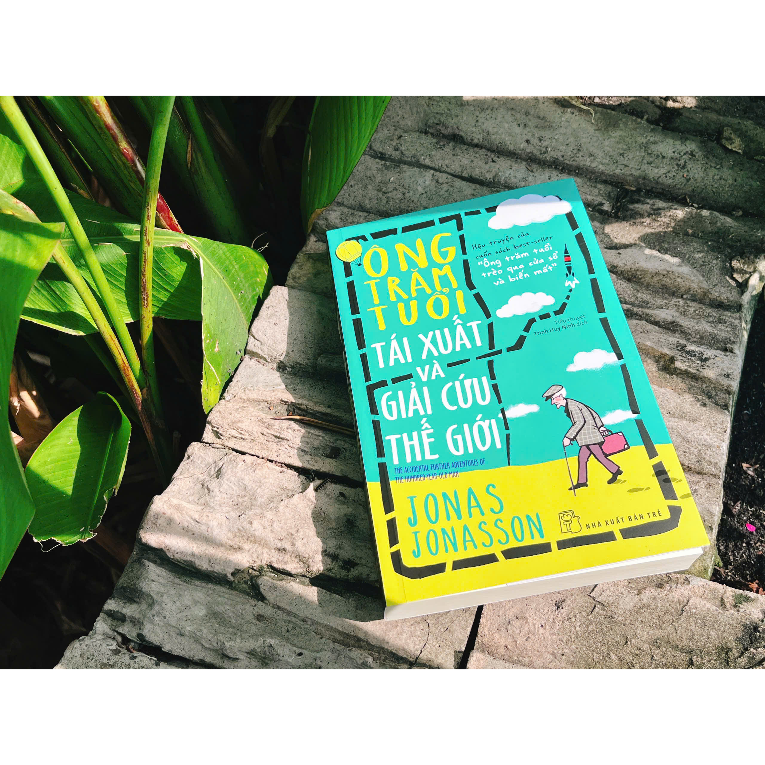 Ông trăm tuổi tái xuất và giải cứu thế giới (Jonas Jonasson)