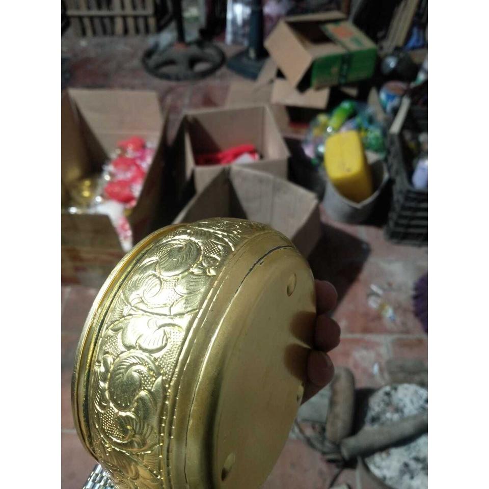 Cơi Hoa Văn Đựng Trầu Bằng Đồng Màu Vàng - Âu Trầu Bằng Đồng