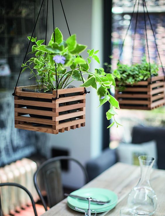 Giỏ treo chậu hoa bằng gỗ