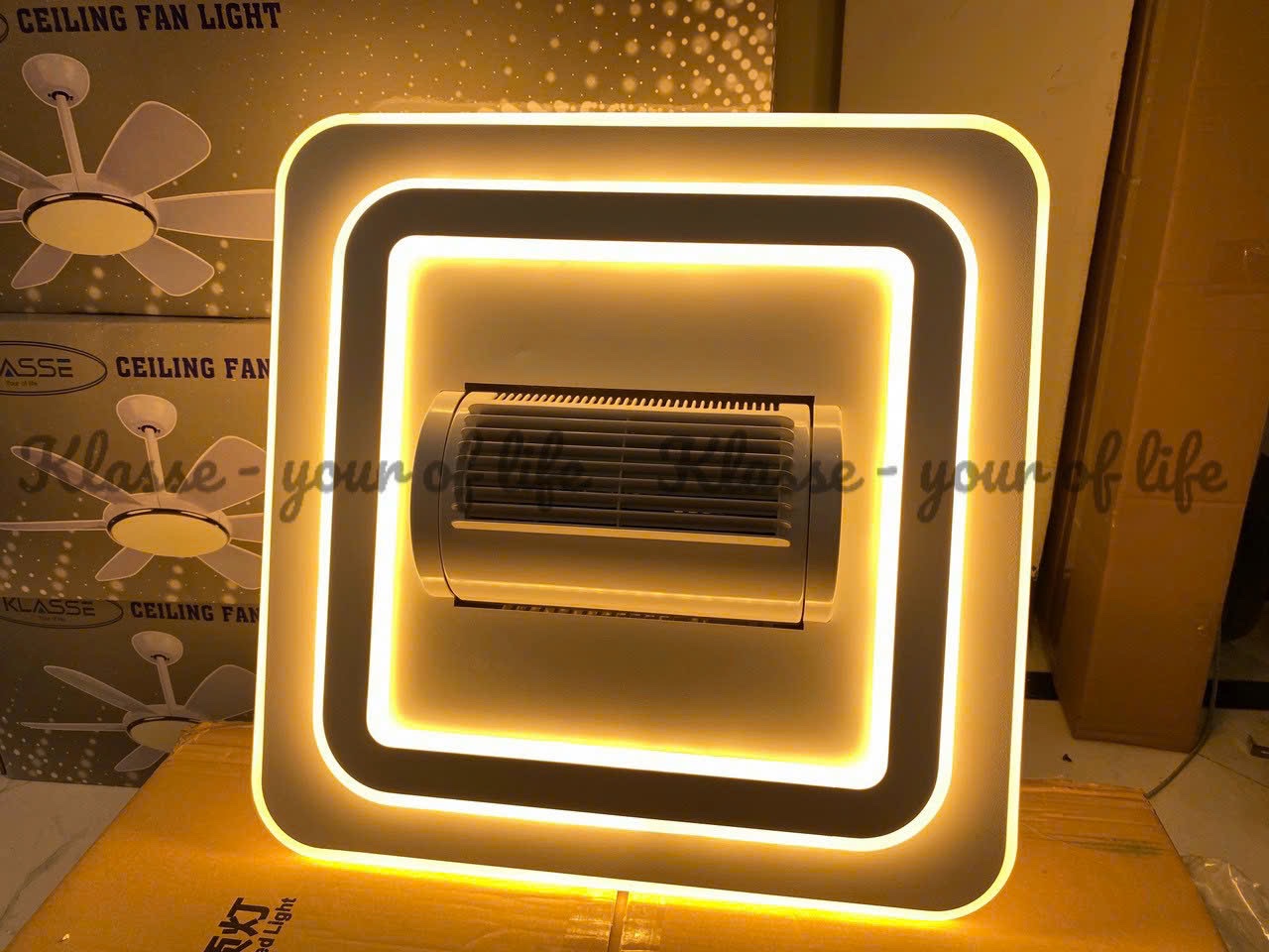 Quạt ốp trần mẫu mới không cánh quay 180 độ, ốp sát trần thế hệ mới, lắp cho phòng khách - phòng ngủ, hàng chính hãng Klasse KL126