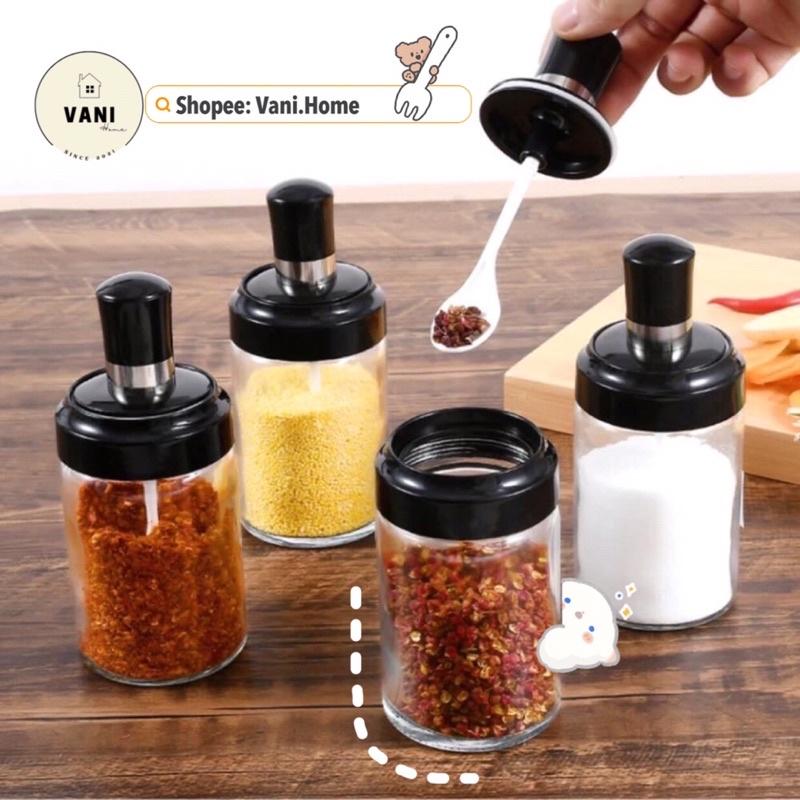 Hũ đựng gia vị thuỷ tinh có nắp kèm thìa - Hủ gia vị kèm muỗng - Lọ đựng gia vị