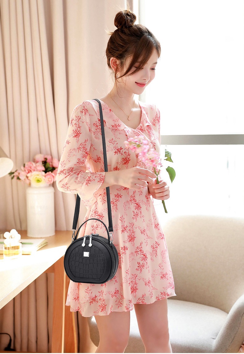 Túi Đeo Chéo Nữ, Túi Xách Tròn Thời Trang Sang Chảnh Chất Liệu Da Pu (17x19cm)