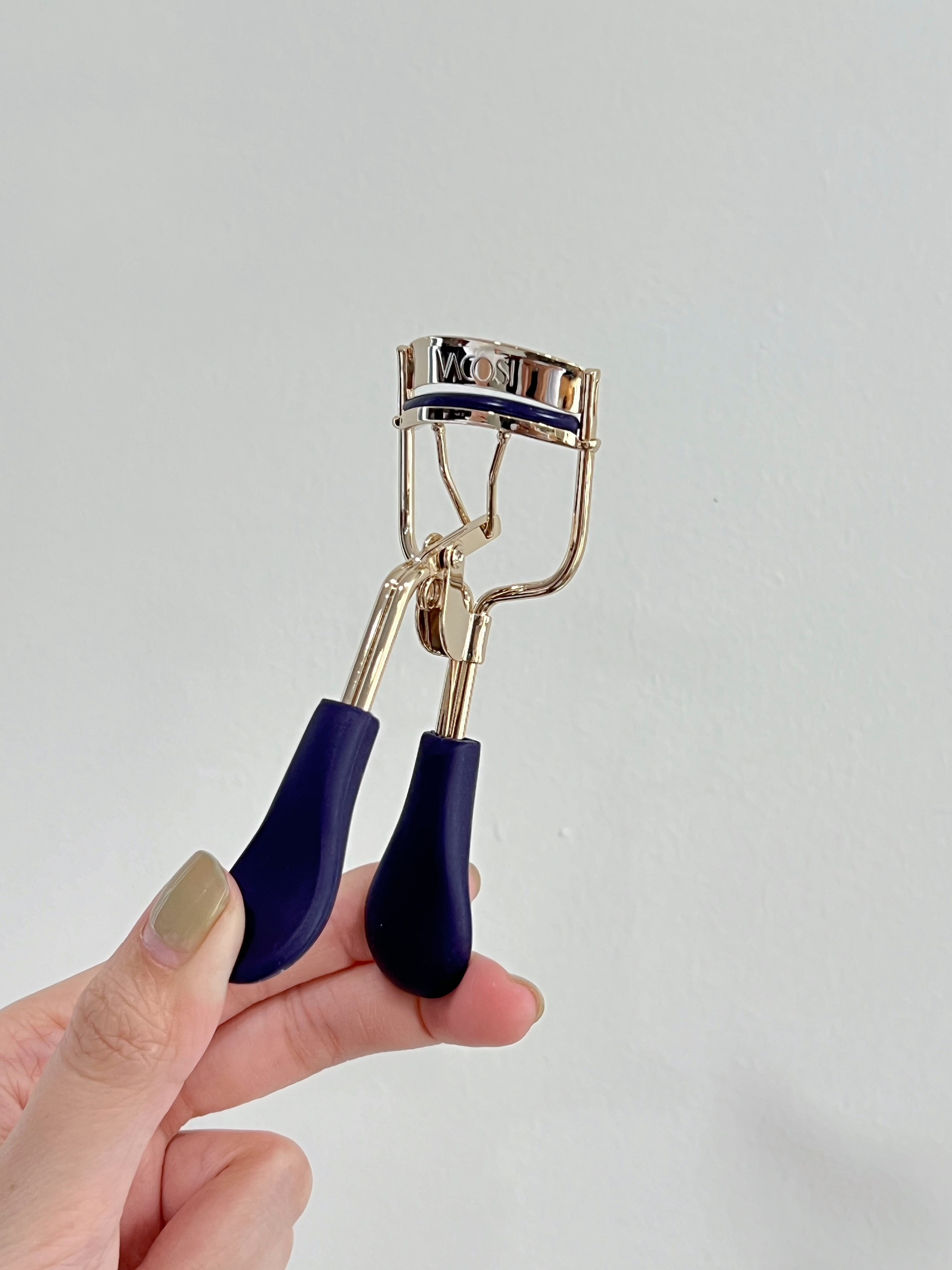 Bấm mi VACOSI PRO CLASSIC CURLER, VIOLET GOLD - BM08
