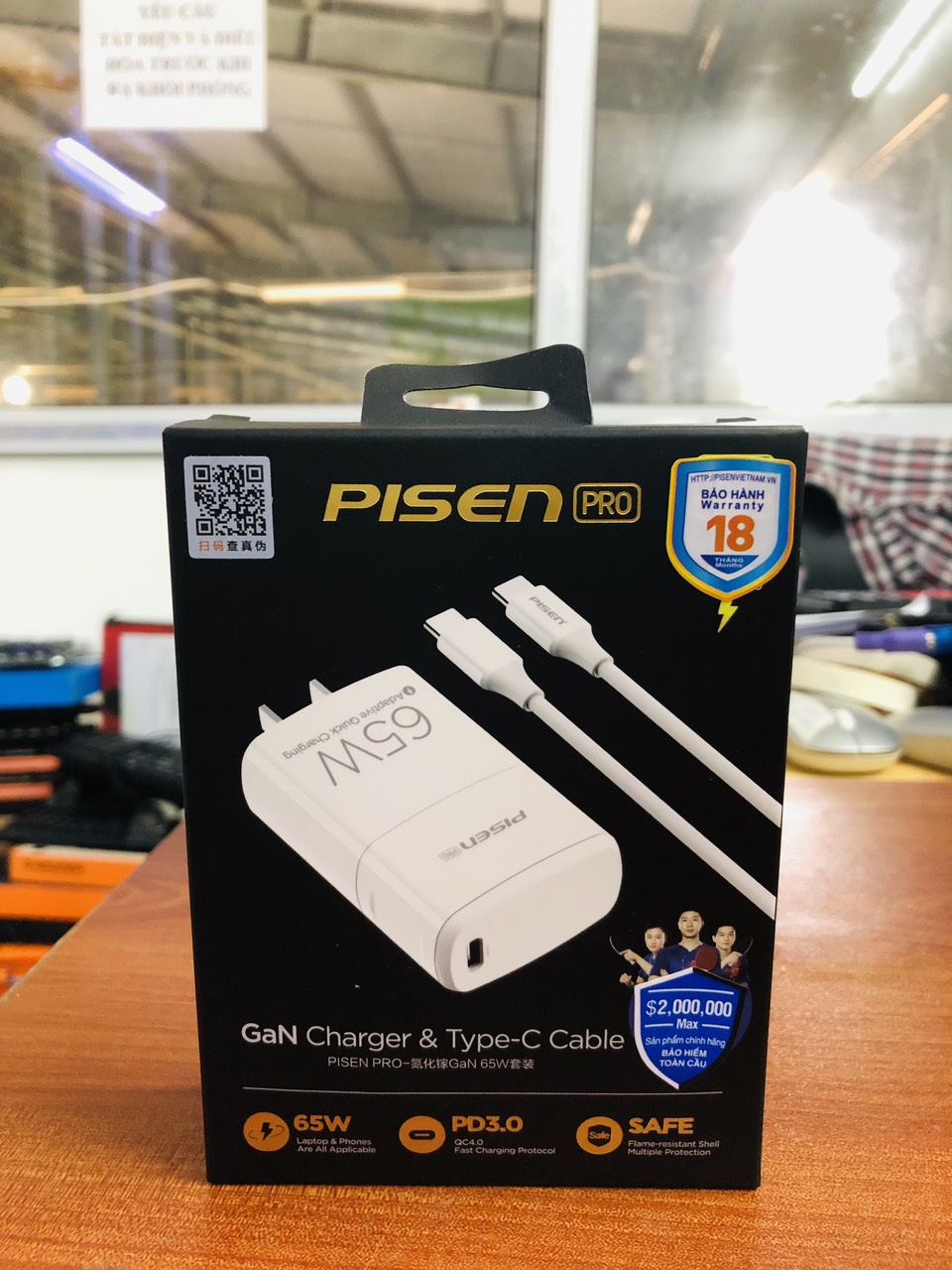 Bộ sạc Pisen Pro GaN and Type - C (65W , 1x PD3.0 ) + Cáp C to C _Hàng chính hãng