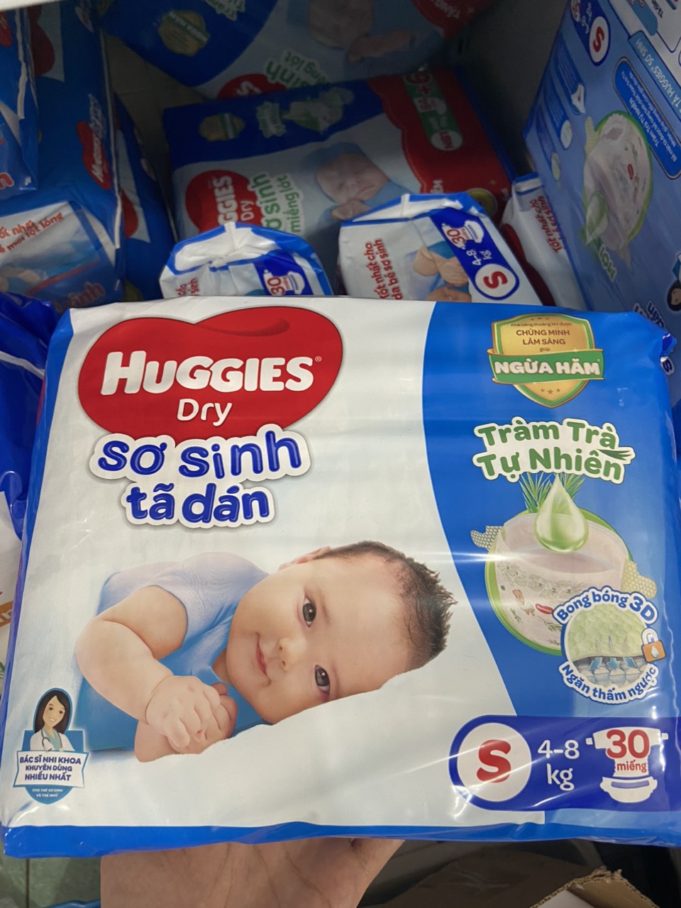 Tã dán HUGGIES DRY S30 hương tràm trà ( từ 4-8kg) - HSD luôn mới