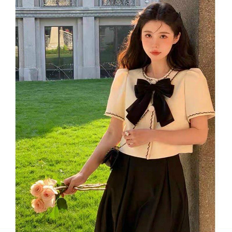 TCO set áo croptop chạy viền ren phối nơ ngực kèm chân váy đen xòe tiểu thư