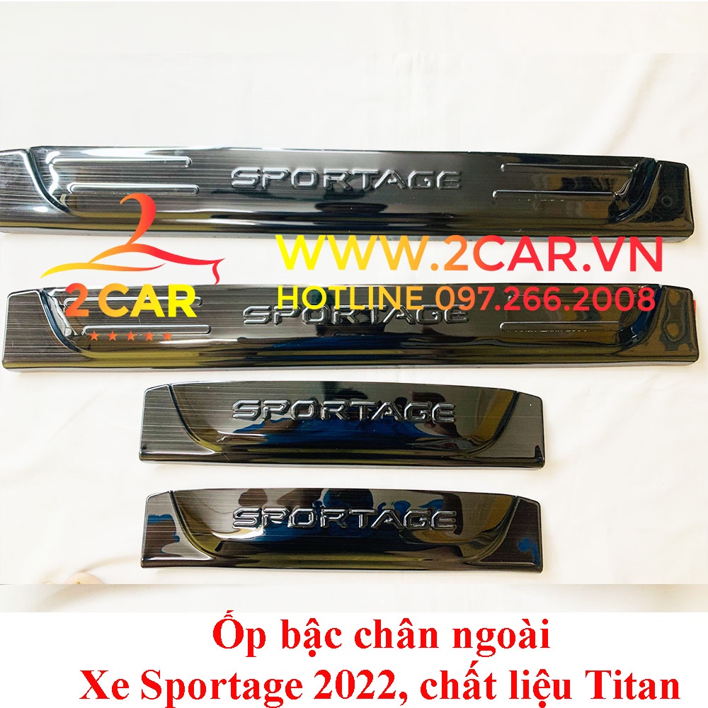 Ốp bậc cửa, Nẹp bước chân trong ngoài xe Kia Sportage 2022, 2023 chất liệu Titan cao cấp