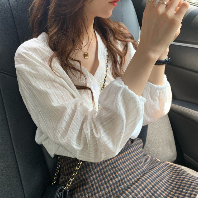 Áo sơ mi nữ tay lỡ xinh xắn, thời trang trẻ, phong cách Hàn