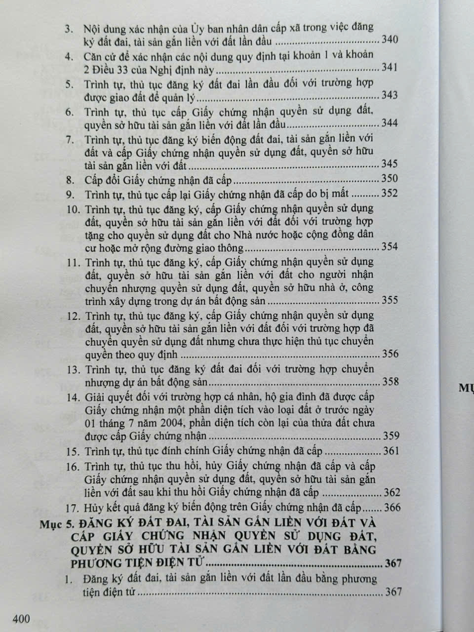 Sách Quy Định Chi Tiết Thi Hành Luật Đất Đai, Đăng Ký Đất Đai, Tài Sản Gắn Liền Với Đất, Cấp Giấy Chứng Nhận Quyền Sử Dụng Đất - V2521T