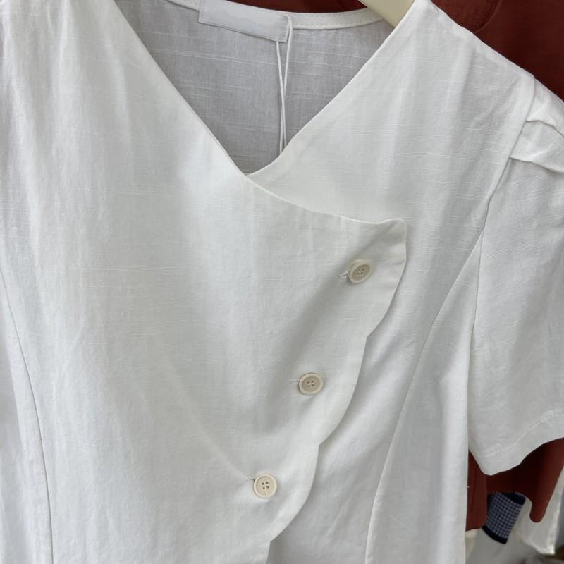 Áo Croptop Linen Cúc Đắp Chéo - MUOJ - Hàng Thiết Kế
